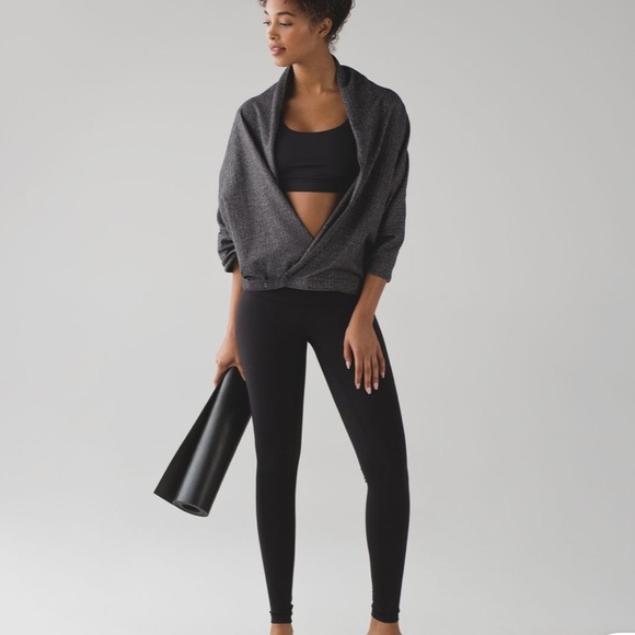 Lululemon Vinyasa Snap Scarf Convertible Heathered Herringbone - Picture 2 of 8